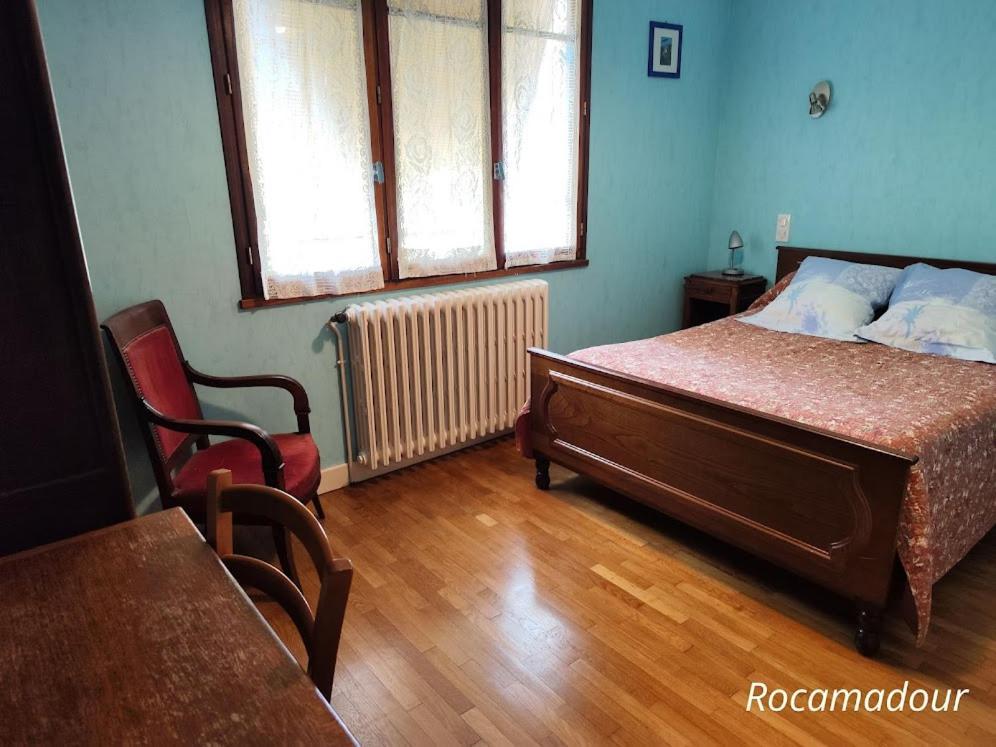 Bed and Breakfast A L'Etape De La Ferme Noailles  Экстерьер фото